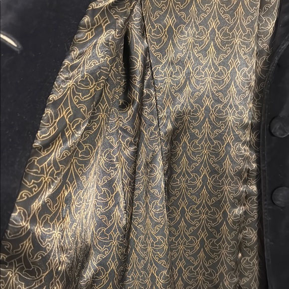 Women's Black Embroidered Velvet Coat - Picture 5 of 5